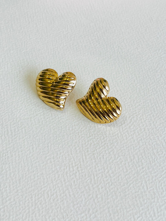 Heart shaped earring